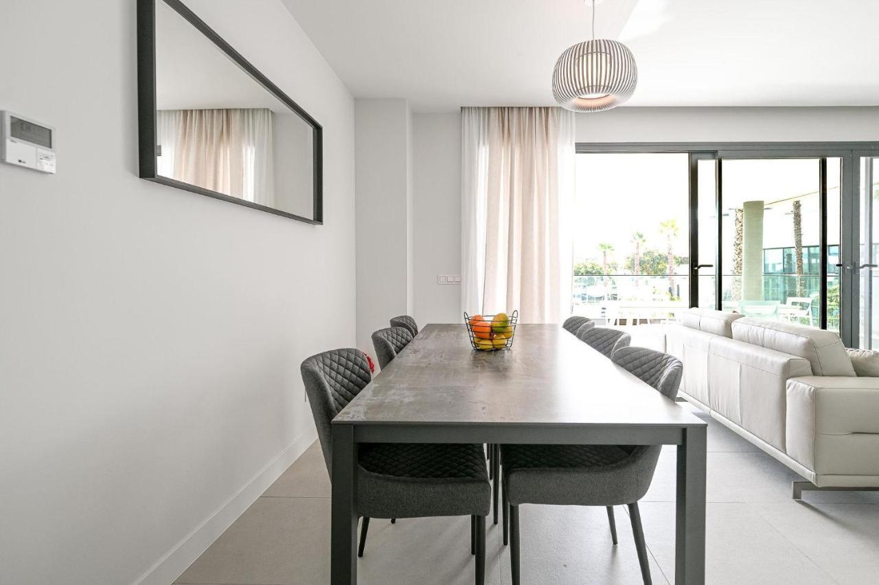 Modern 3 Bedroom Apartment